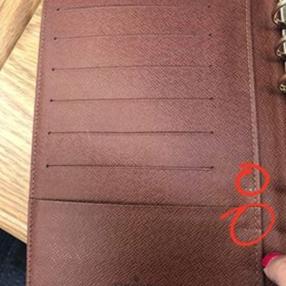 AUTHENTIC LOUIS VUITTON MEDIUM RING AGENDA COVER - Picture 9 of 16